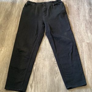 L.L. Bean Women’s Black 14 M/Tall Jeans 👖 With Side Stretch Panels.